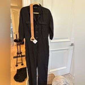 Never worn Zara linen jumpsuit S